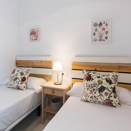 Trinidad Trafalgar, Quiet And Nice Aprtment In The Heart Of The Spanish Culture Malaga Luaran gambar
